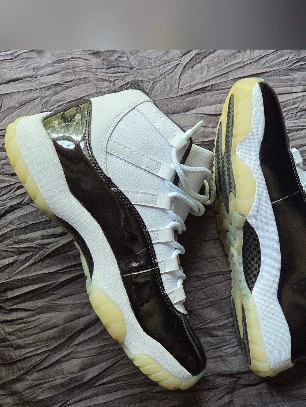 Jordan 11 Gratitude